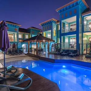 Le Cher Du Monde Adults Only Port Douglas